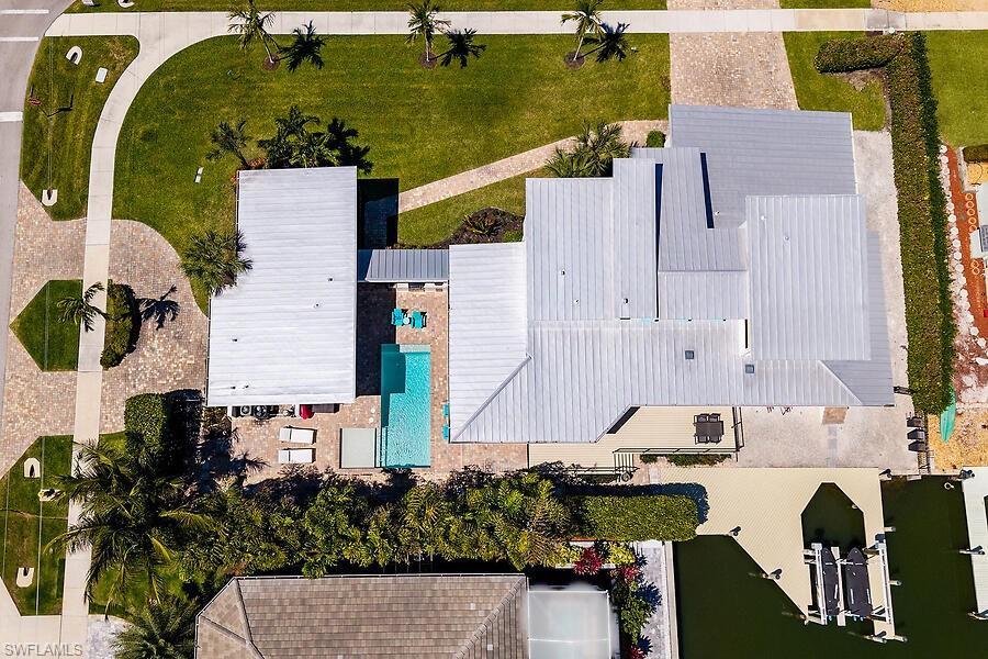 MARCO BEACH - Residential