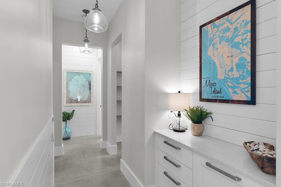 MARCO BEACH - Residential