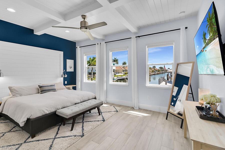 MARCO BEACH - Residential