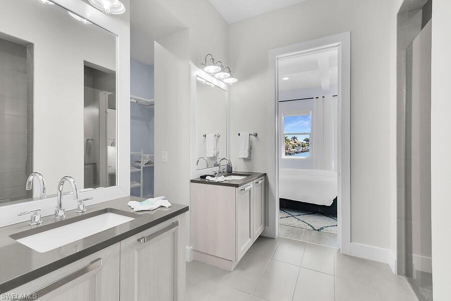 MARCO BEACH - Residential