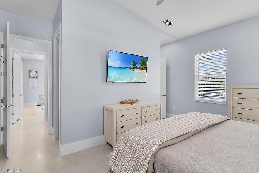 MARCO BEACH - Residential