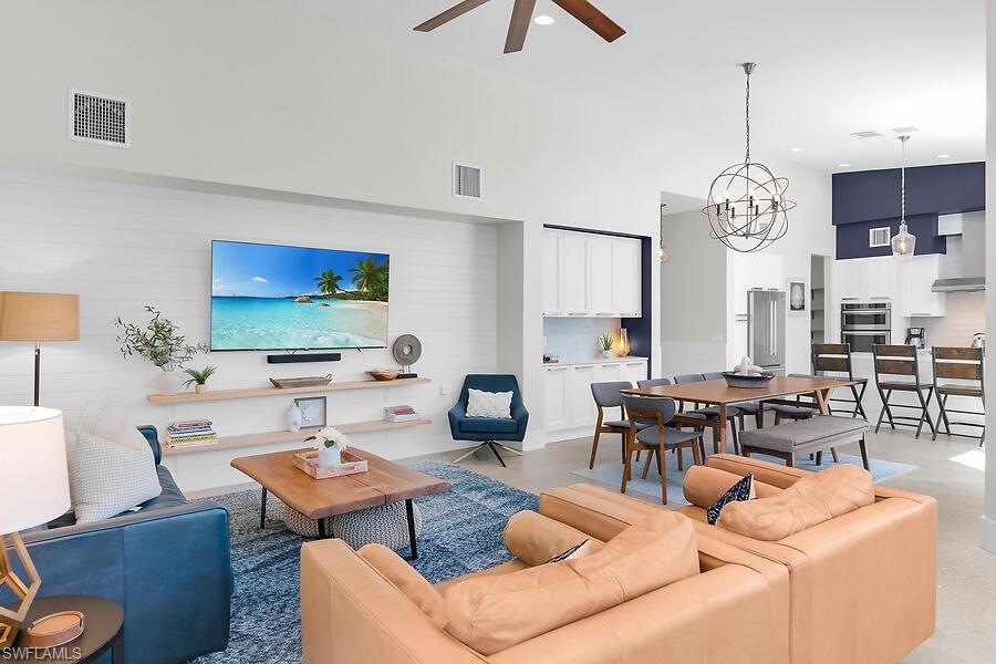 MARCO BEACH - Residential