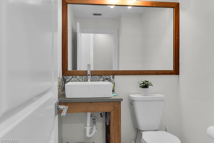 MARCO BEACH - Residential