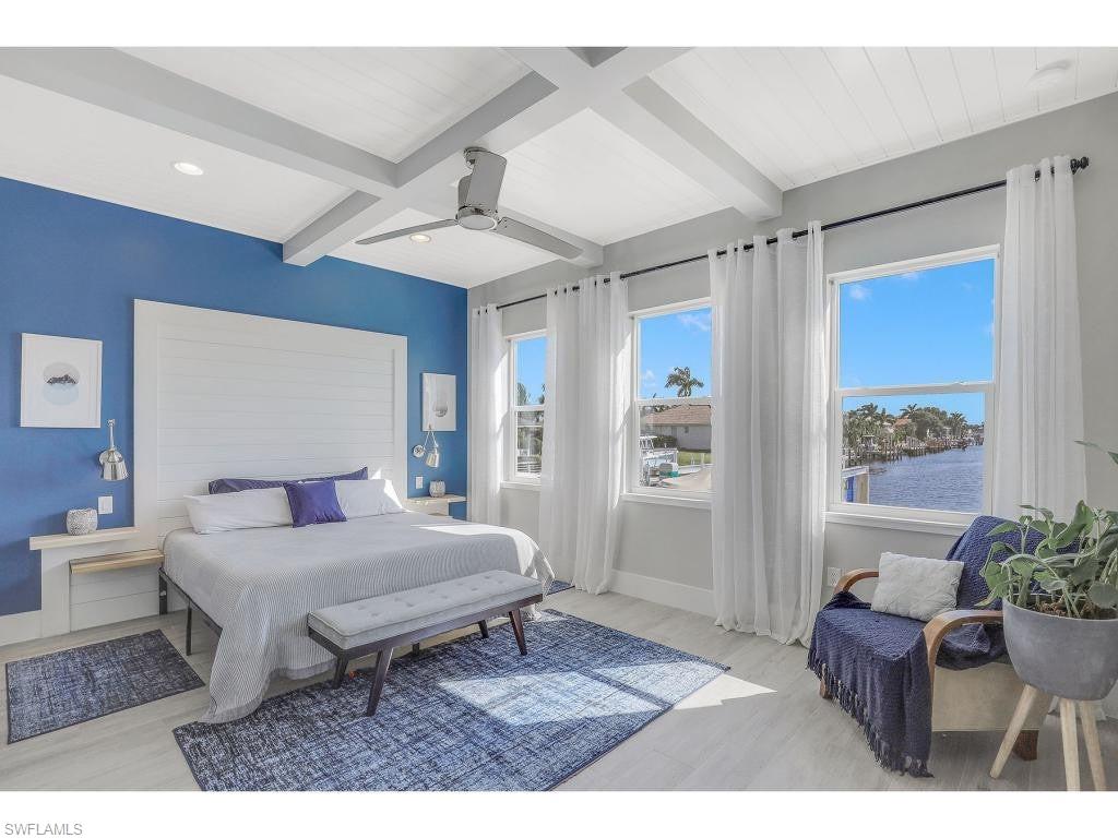 MARCO BEACH - Residential