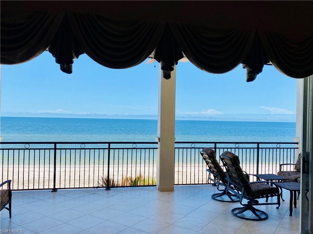 BAREFOOT BEACH - Residential