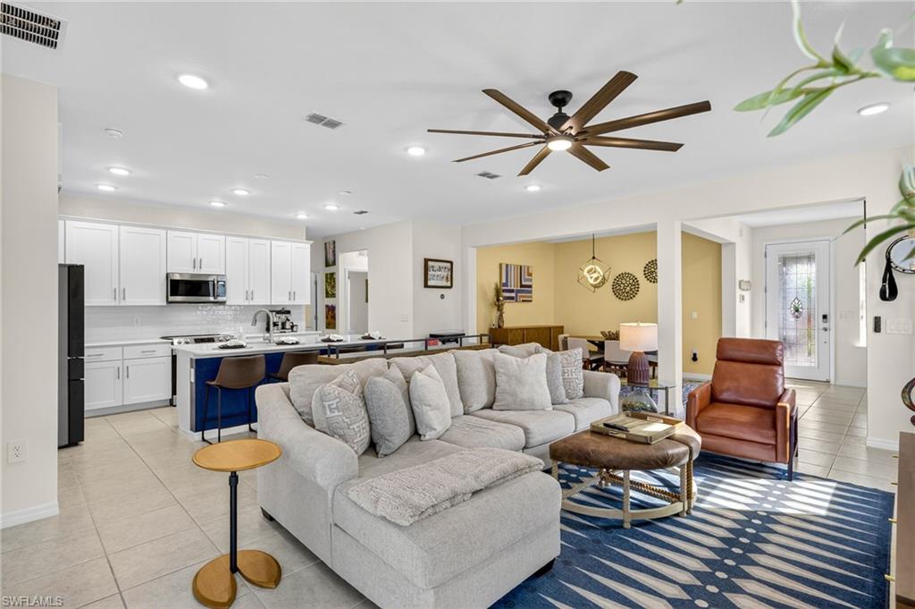 BRIGHTWATER LAGOON - Residential