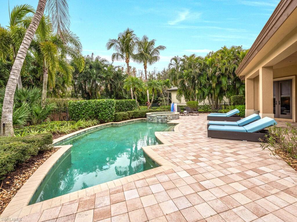 QUAIL WEST - Residential