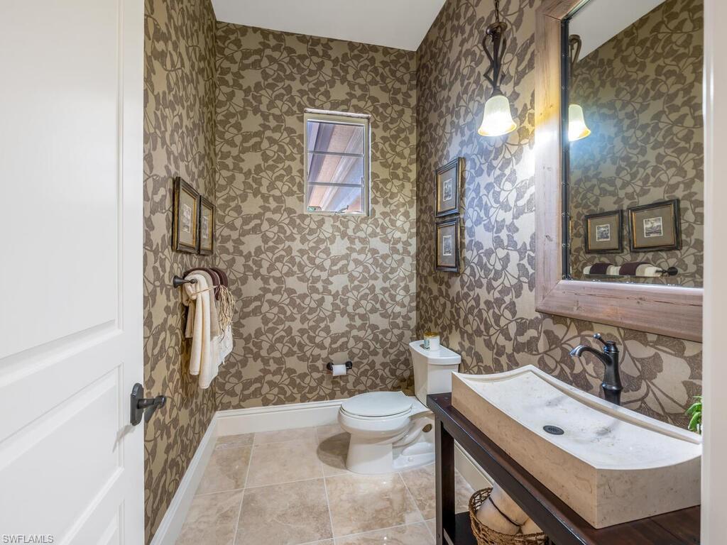 QUAIL WEST - Residential