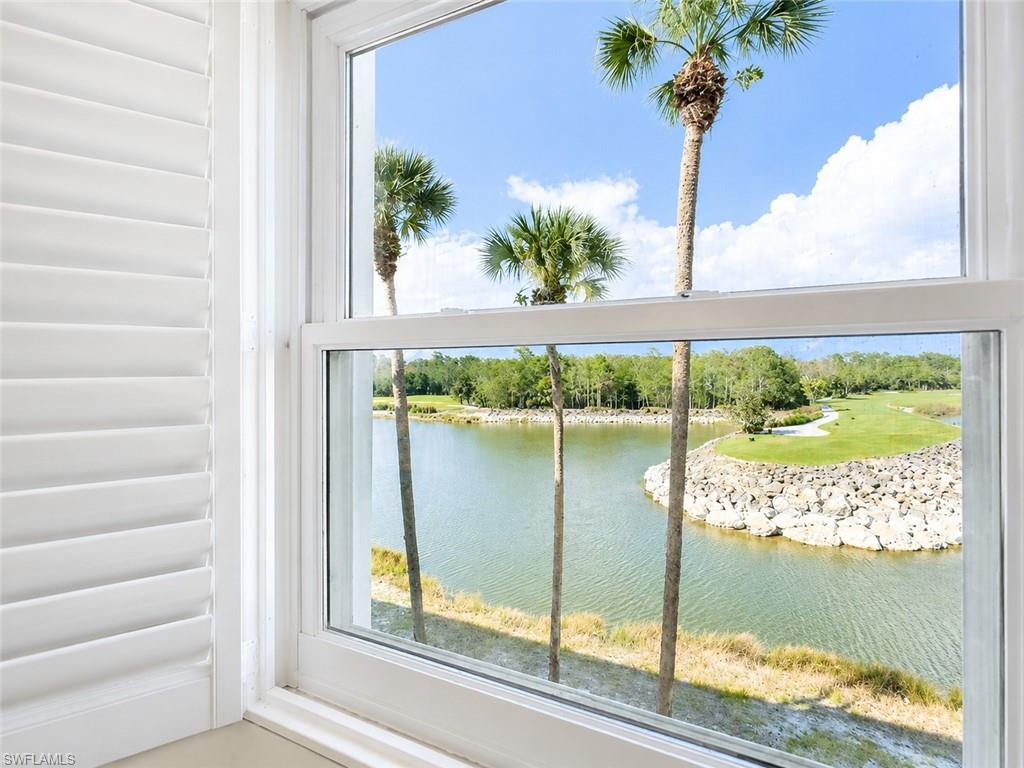 8555 Naples Heritage DR 237