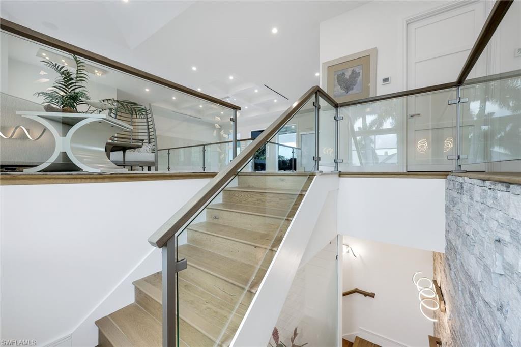 PARK SHORE - Residential