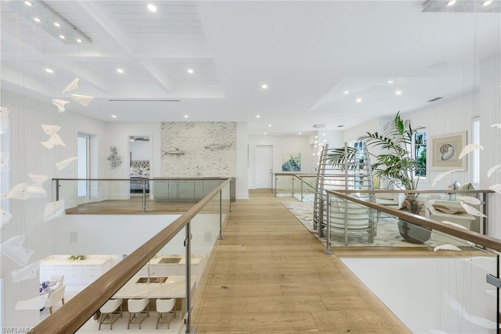 PARK SHORE - Residential