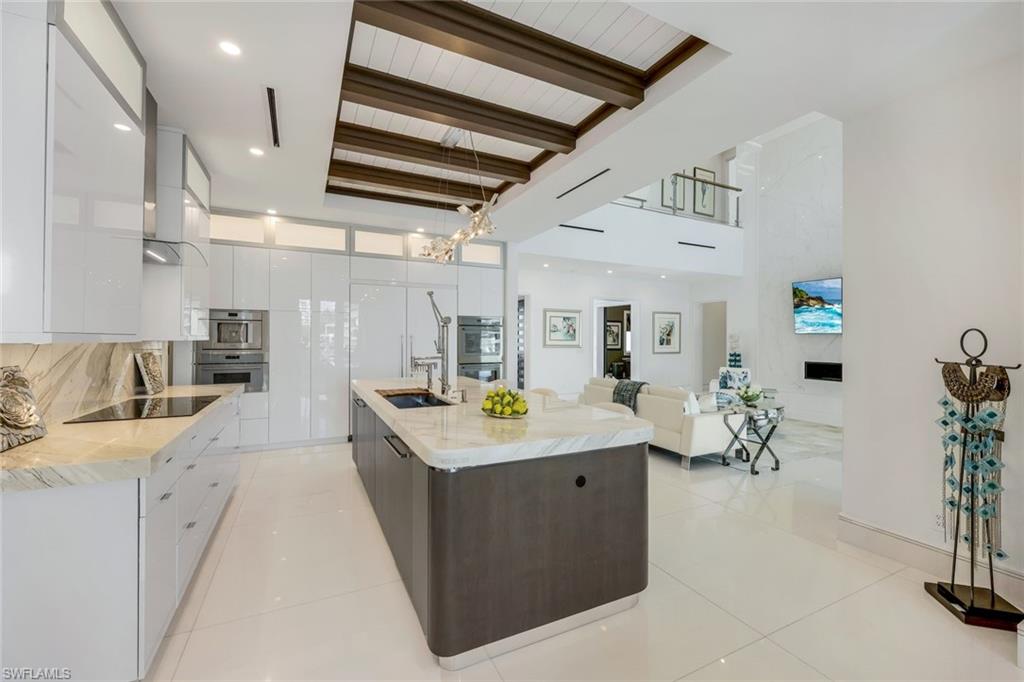 PARK SHORE - Residential