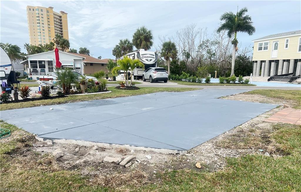 PALMETTO PALMS R V - Land