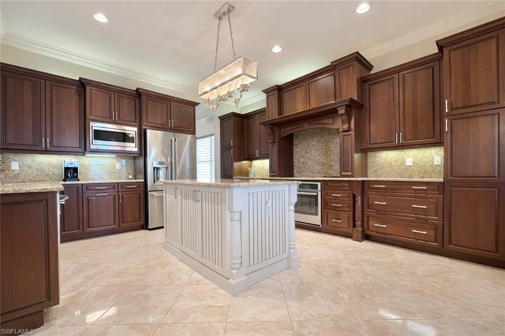 RIVERSTONE - Residential