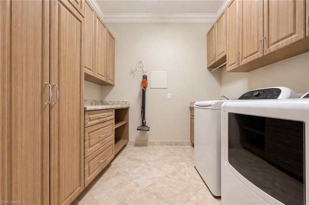 RIVERSTONE - Residential