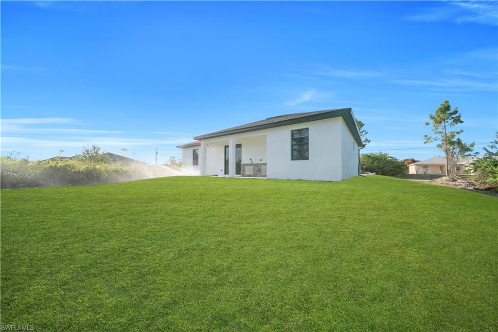 LEHIGH ACRES - Residential