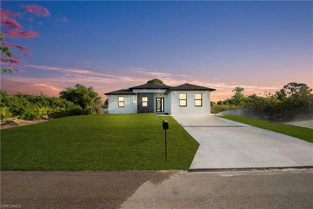 LEHIGH ACRES - Residential