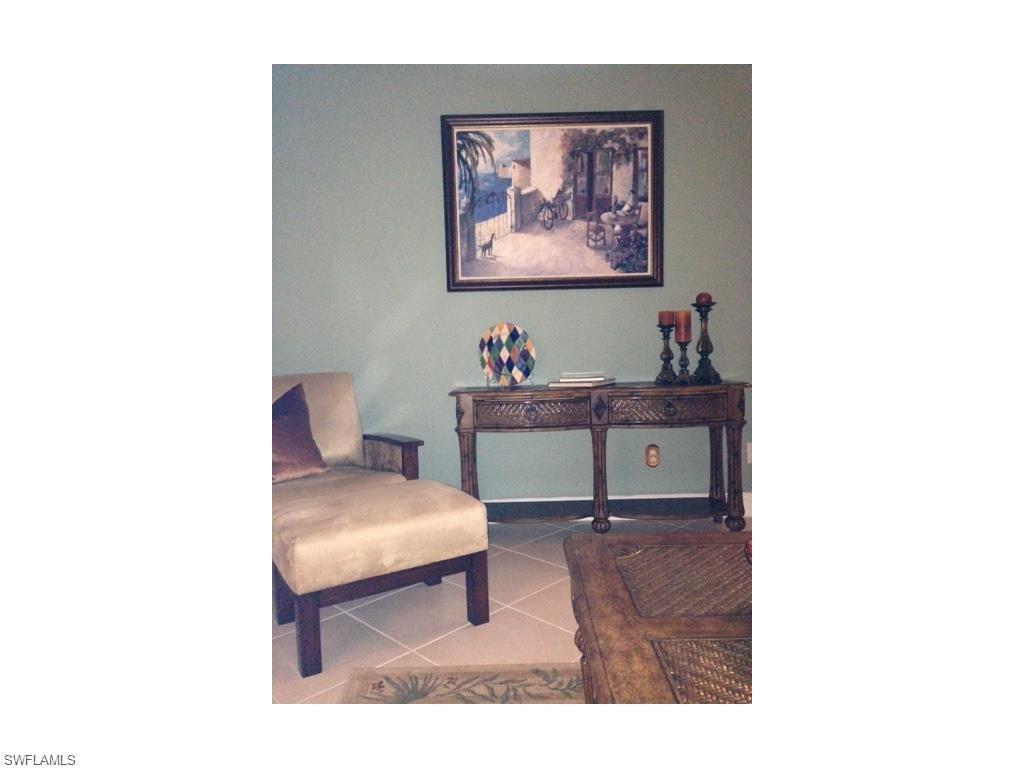 HIGHLAND WOODS VILLAS - Residential