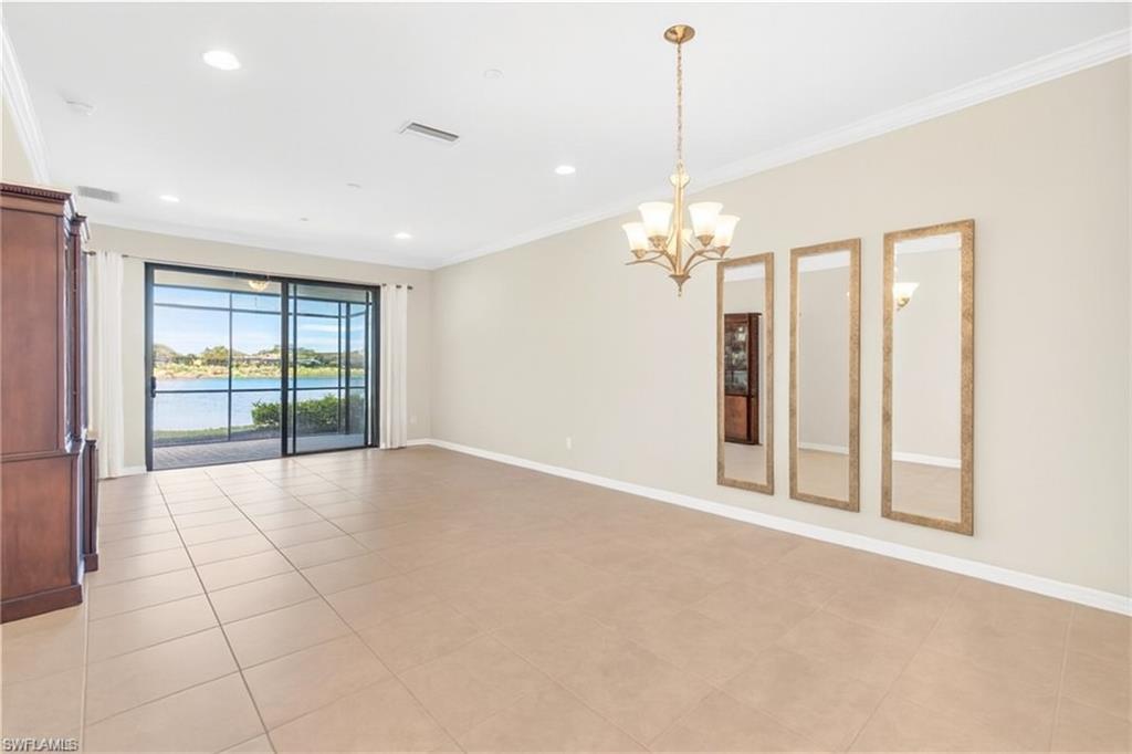 ESPLANADE - Residential