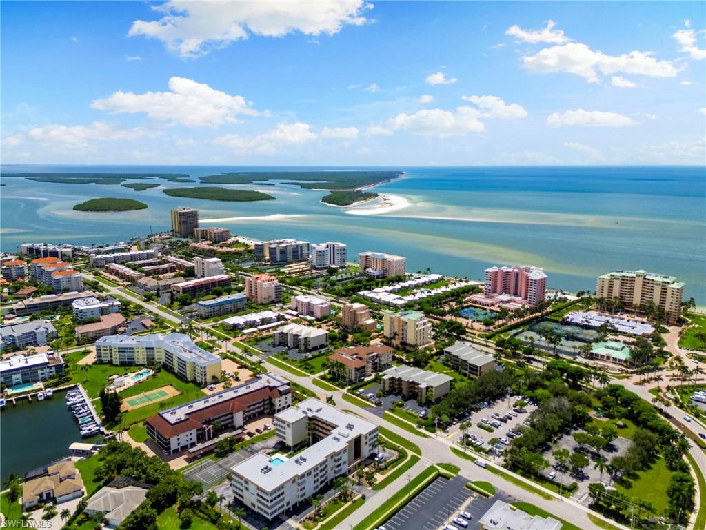 SWALLOWS OF SAN MARCO - Residential