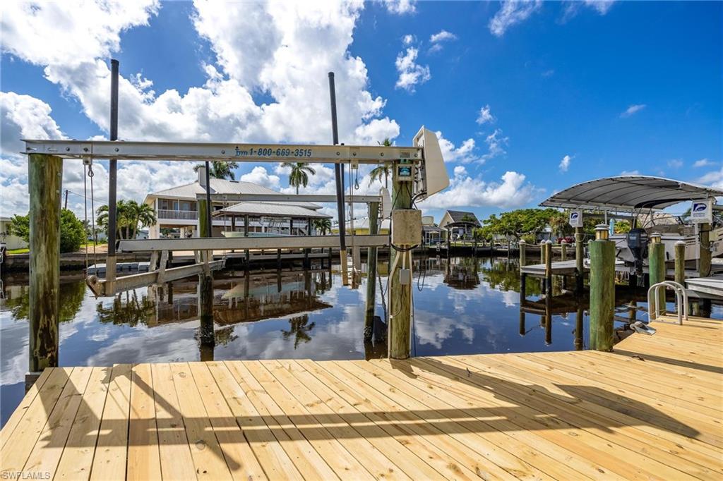 ISLAND HARBORS - Residential