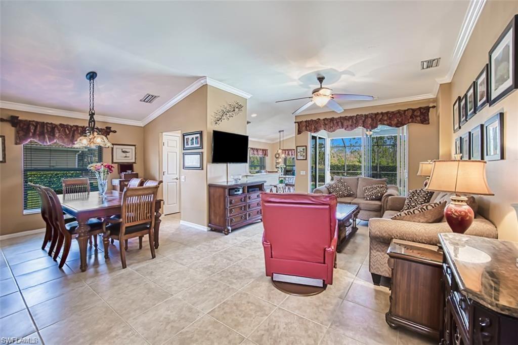 COLONIAL COUNTRY CLUB - Residential Lease