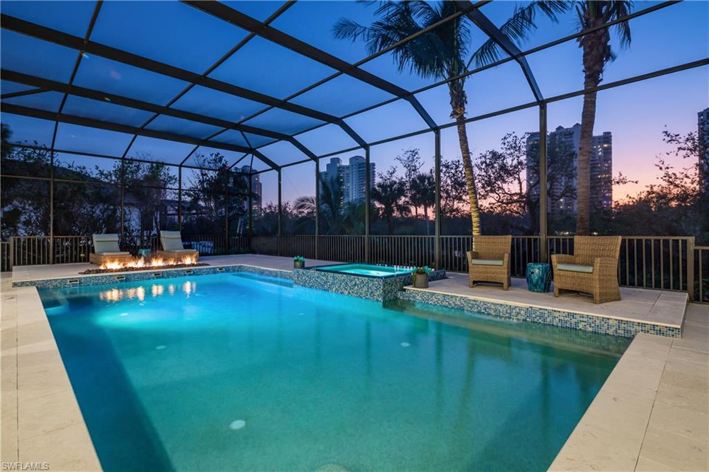 BAY WOODS - Residential