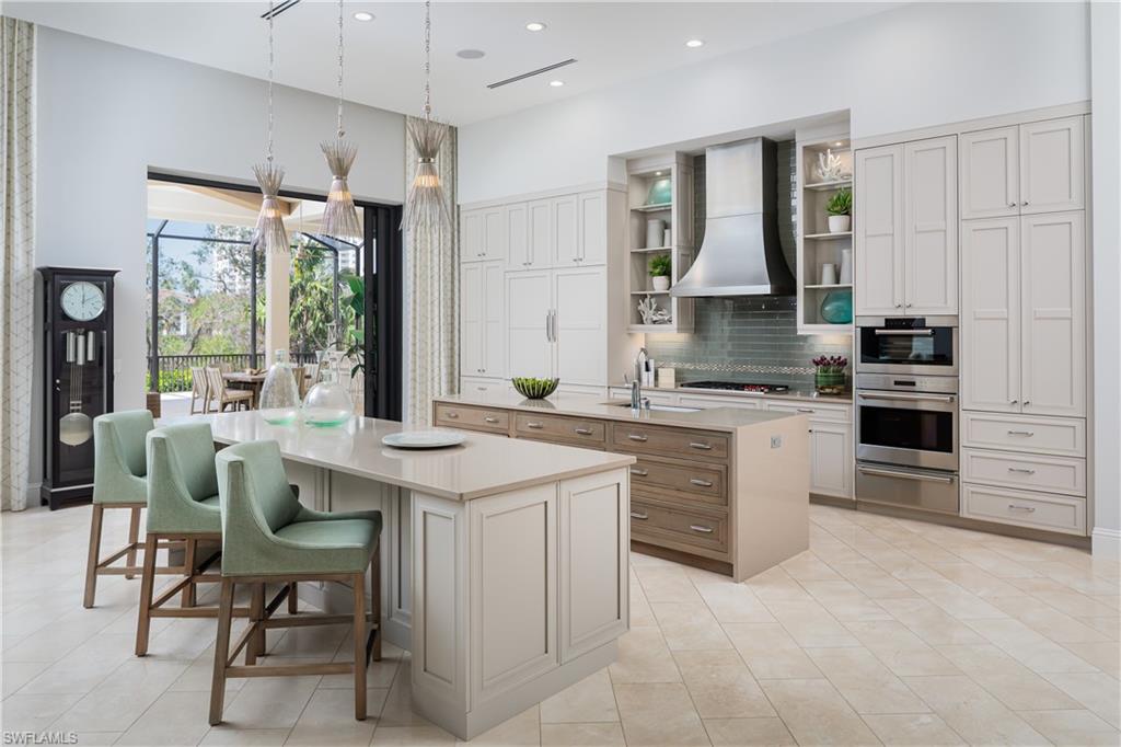 BAY WOODS - Residential