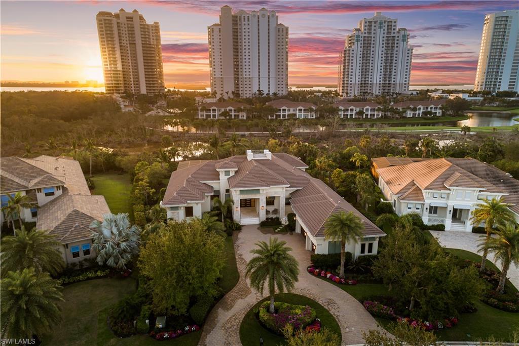 BAY WOODS - Residential