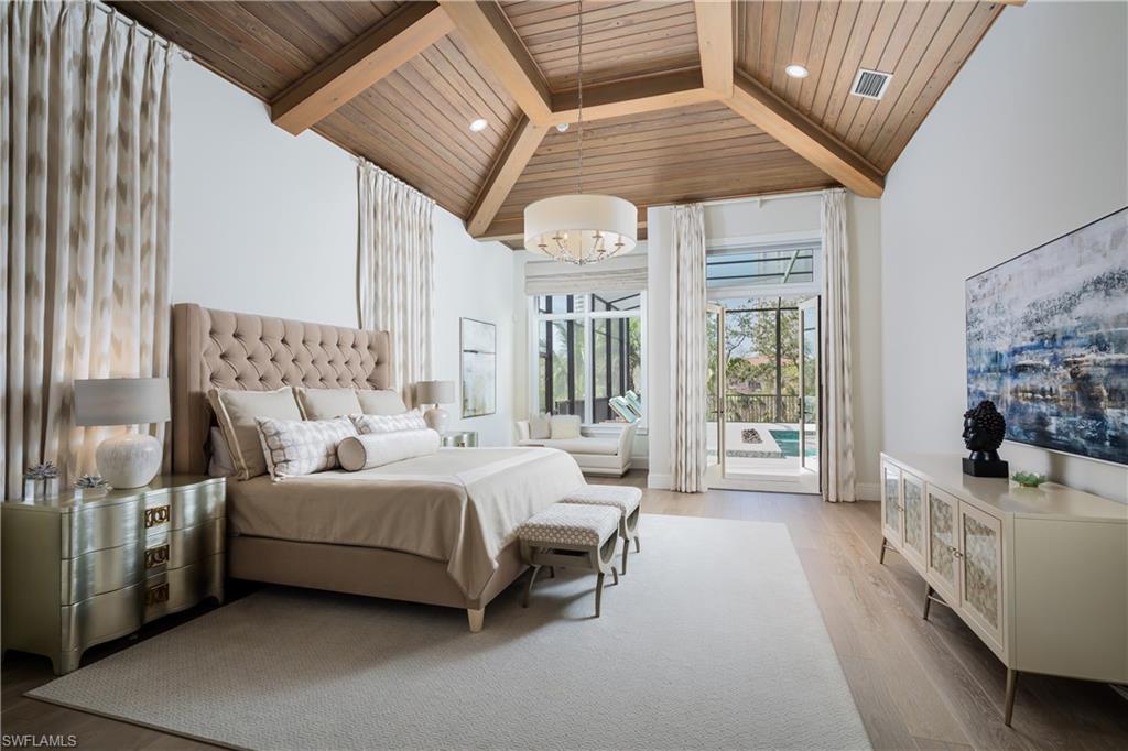 BAY WOODS - Residential