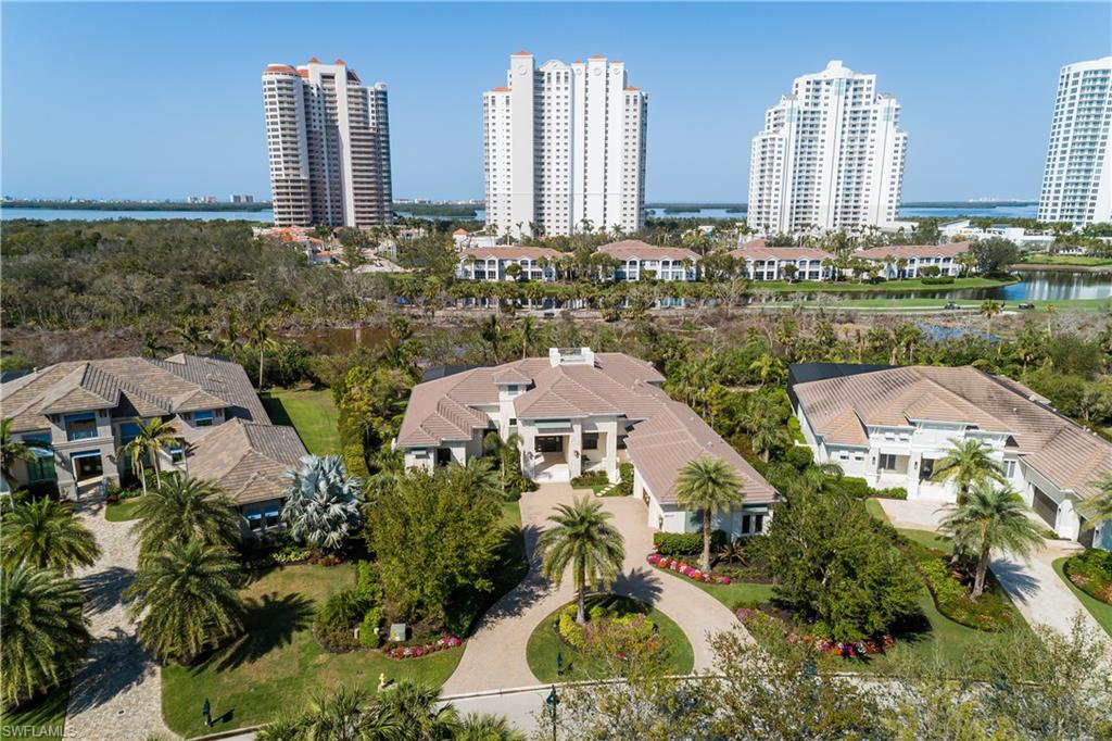 BAY WOODS - Residential