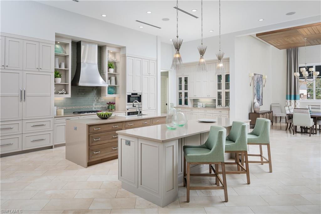 BAY WOODS - Residential