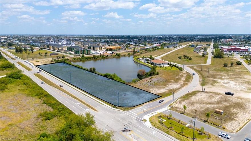 WATERFRONT!!!! Don’t miss this opportunity located northeast of Pine Island Road (SR 78) and Chiquita Parkway. The property is zoned Commercial Corridor (CC) with multiple uses allowed. Future land use is Pine Island Road District. The Property Owners have worked with Avalon Engineering for shovel ready plans for two Flex Warehouse buildings on 1.95 acres.
Two 8 unit buildings about 1500 sq ft for each unit. Totalling 16 high ceiling commercial spaces.
Pine Island Road is the city's northernmost relevant east/west arterial. With over 3500 multifamily units approved along the corridor and multiple large scale commercial developments under construction this location is ideal for anyone looking to develop.