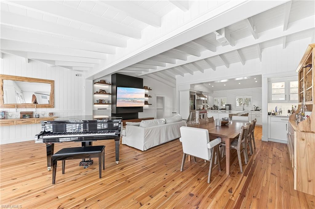 AQUALANE SHORES - Residential