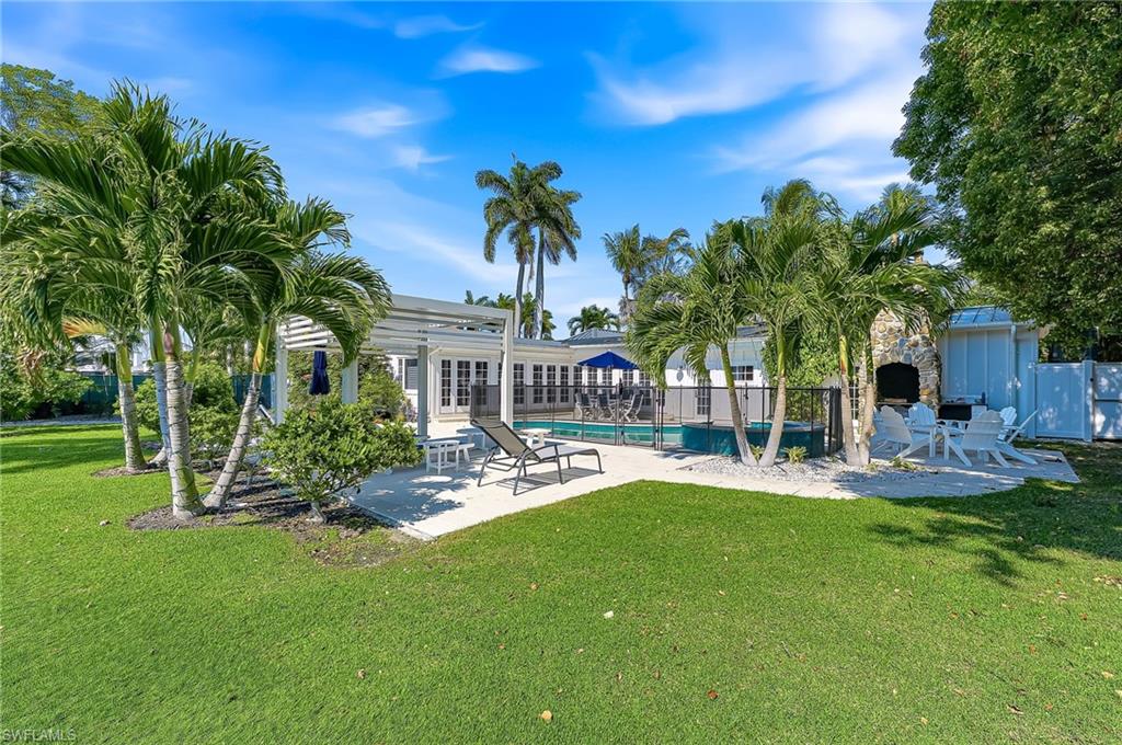 AQUALANE SHORES - Residential