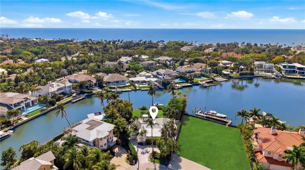 Photo of 2002 4th street St S, NAPLES, FL 34102 (MLS # 226013401)