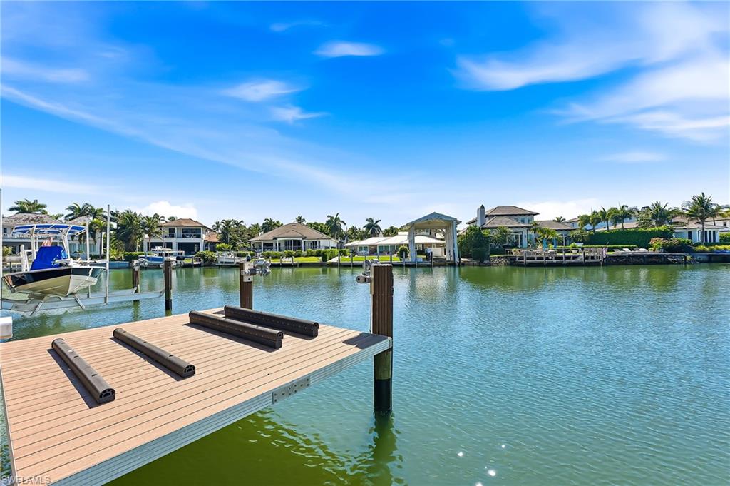 AQUALANE SHORES - Residential