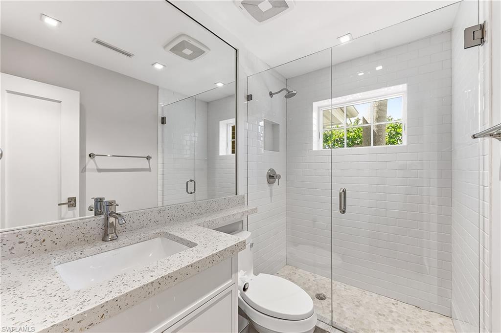 AQUALANE SHORES - Residential