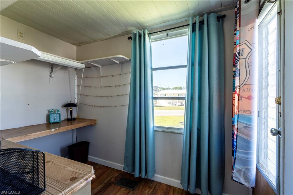 SUN-N-FUN MOBILE HOME VILLAGE - Residential