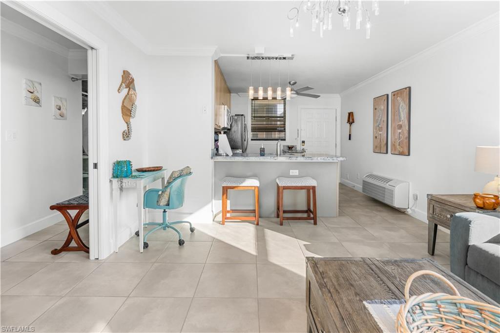 BEACH AND TENNIS CLUB - Residential Lease