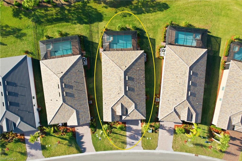 COUNTRY CLUB - Residential