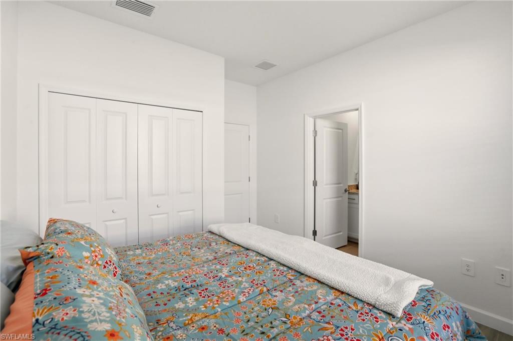 COUNTRY CLUB - Residential