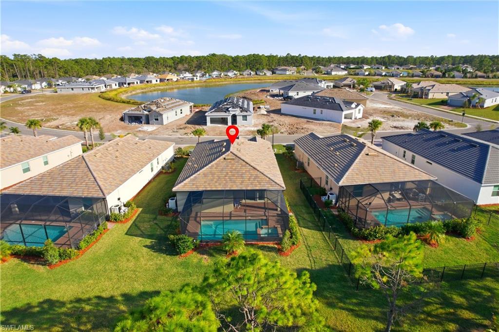 COUNTRY CLUB - Residential