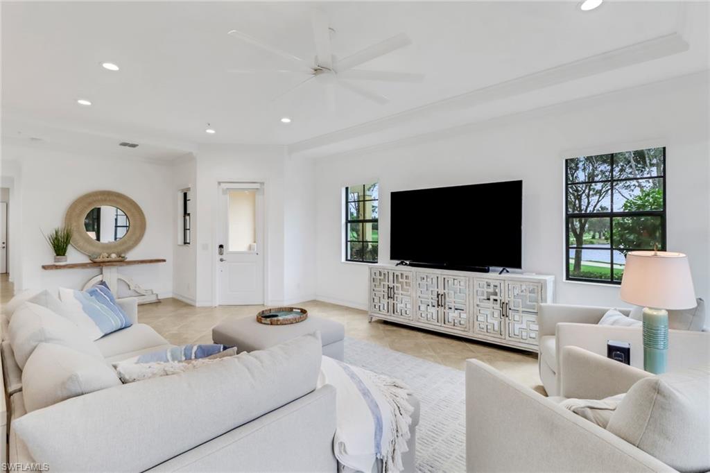 REGATTA LANDING - Residential