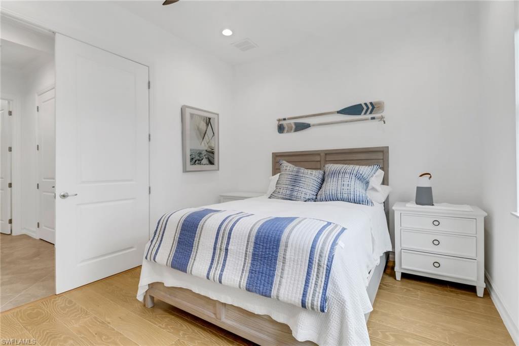 REGATTA LANDING - Residential