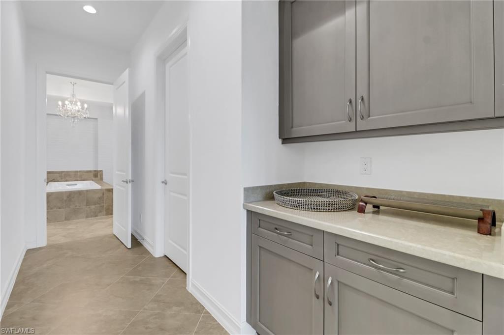 REGATTA LANDING - Residential