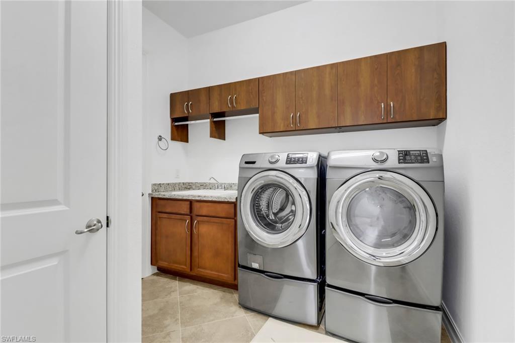 REGATTA LANDING - Residential