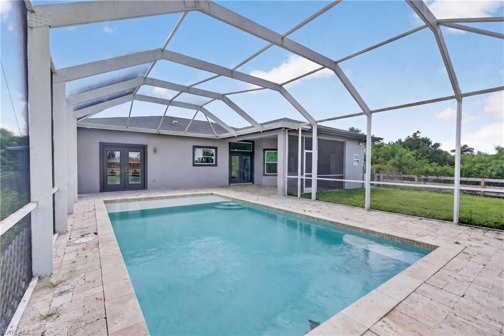 Photo of 2863 EVERGLADES BLVD N, NAPLES, FL 34120 (MLS # 226019858)