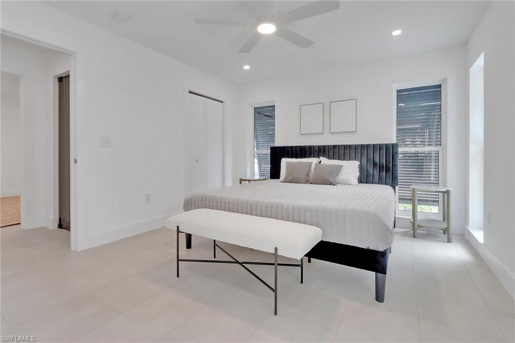 ROYAL ARMS VILLAS - Residential Lease