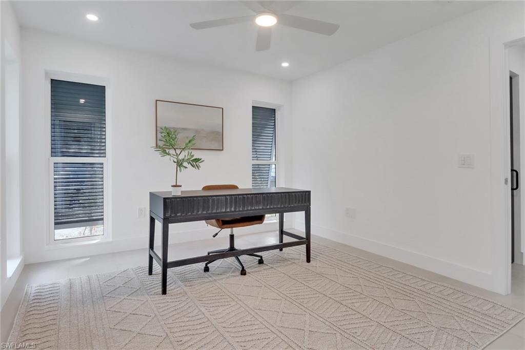 ROYAL ARMS VILLAS - Residential Lease